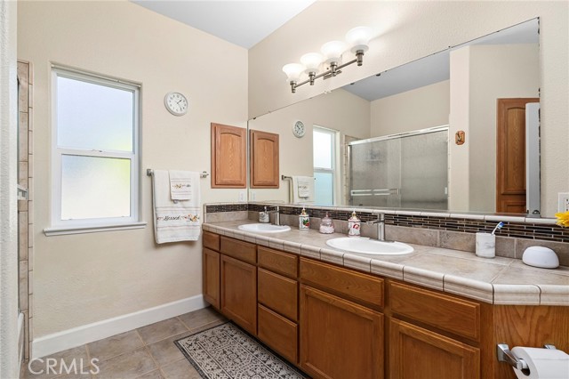 Detail Gallery Image 30 of 51 For 17 Pleasant Oak Ln, Oroville,  CA 95966 - 3 Beds | 2 Baths