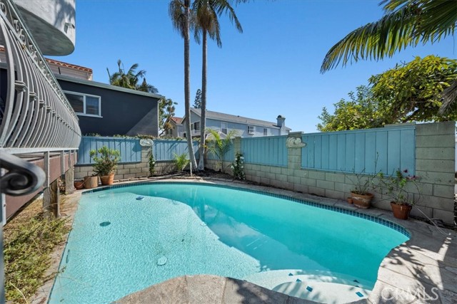 1622 Carver Street, Redondo Beach, California 90278, 3 Bedrooms Bedrooms, ,2 BathroomsBathrooms,Residential,Sold,Carver,SB23122073