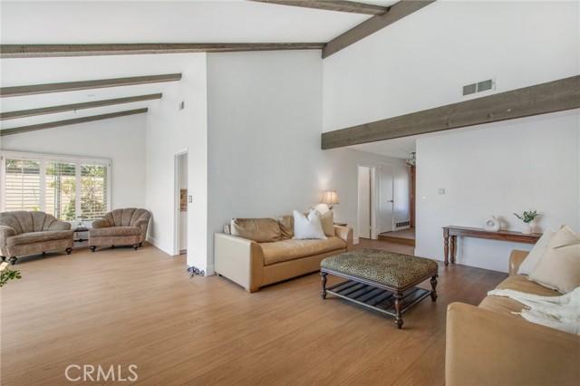 Detail Gallery Image 8 of 24 For 21041 Strathmoor Ln, Huntington Beach,  CA 92646 - 3 Beds | 2 Baths