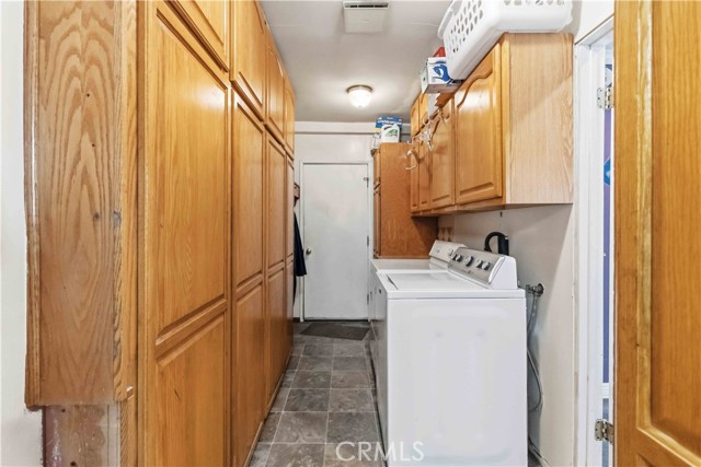 Detail Gallery Image 38 of 53 For 10457 Variel Ave, Chatsworth,  CA 91311 - 6 Beds | 5 Baths