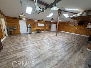 https://media.crmls.org/medias/941f61ca-039e-47dd-acee-6e5396d1be60.jpg?preset=X-Large