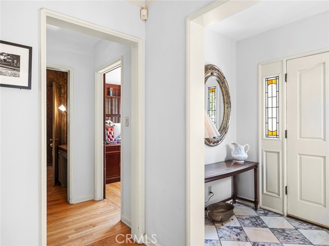 1624 Arboles Drive, Glendale CA: https://media.crmls.org/medias/941f7888-3327-41a7-93ad-44d96666f115.jpg