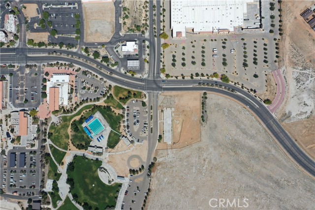 15001 Bass Hill Road, Apple Valley CA: https://media.crmls.org/medias/94200337-bb73-4749-ac05-b5b7eee6b02a.jpg