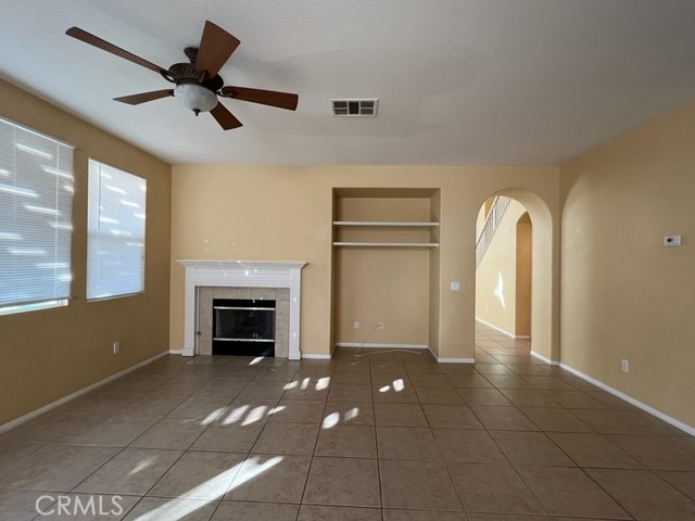 Detail Gallery Image 6 of 20 For 14933 Meridian Pl, Moreno Valley,  CA 92555 - 4 Beds | 3/1 Baths