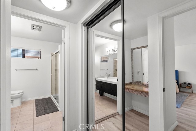 Detail Gallery Image 16 of 37 For 11274 Morrison St #2,  North Hollywood,  CA 91601 - 2 Beds | 2/1 Baths