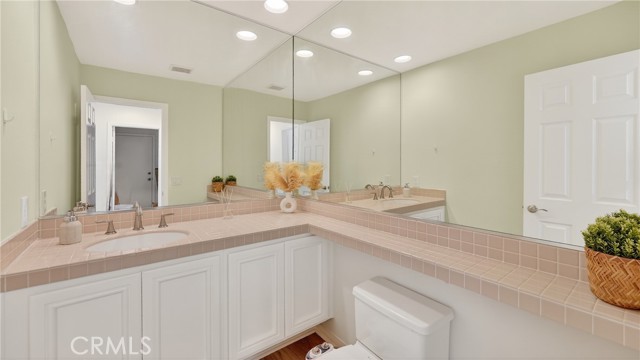 Detail Gallery Image 21 of 35 For 6 Cardiff, Trabuco Canyon,  CA 92679 - 4 Beds | 3/1 Baths