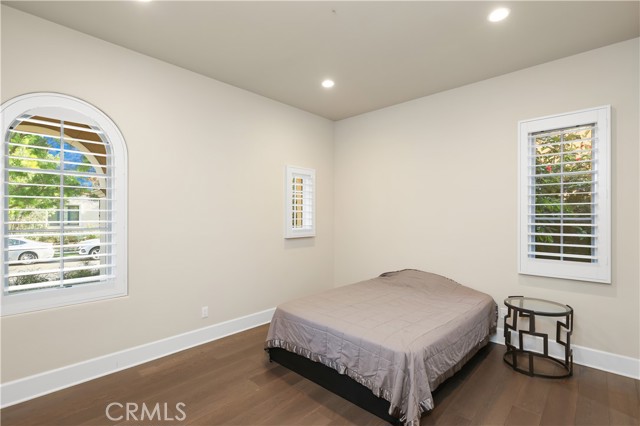 Detail Gallery Image 30 of 61 For 115 Candleglow, Irvine,  CA 92602 - 5 Beds | 5/1 Baths