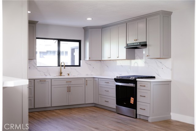 Detail Gallery Image 10 of 42 For 4887 Philadelphia St, Chino,  CA 91710 - 4 Beds | 2 Baths