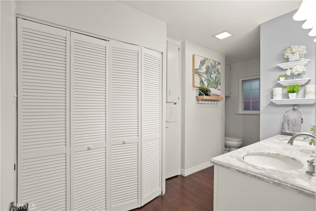 94237C19 7Bb5 4310 A6E3 24Ac583Df7B1 1811 Country Club, Bakersfield, Ca 93306 &Lt;Span Style='BackgroundColor:transparent;Padding:0Px;'&Gt; &Lt;Small&Gt; &Lt;I&Gt; &Lt;/I&Gt; &Lt;/Small&Gt;&Lt;/Span&Gt;