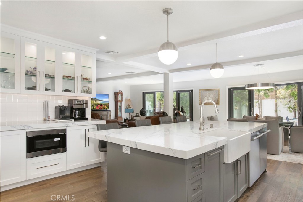 MLS #OC25163421 img 9