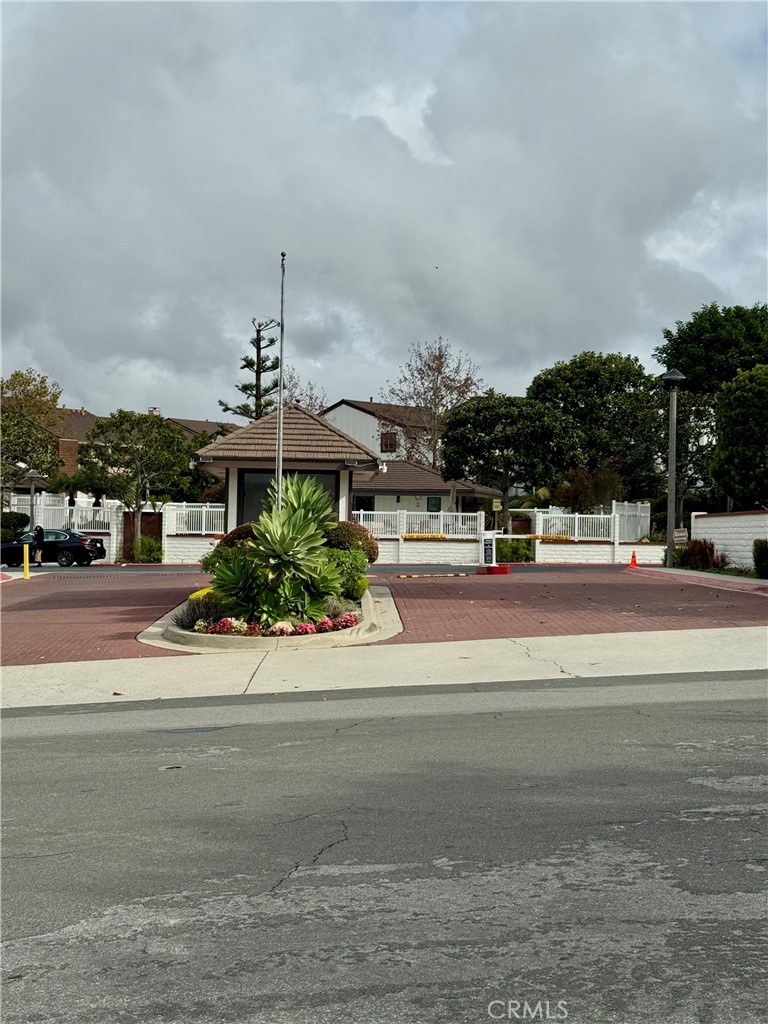 MLS #NP25260798 image #30