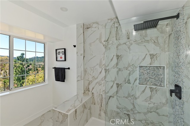 Detail Gallery Image 33 of 59 For 27757 North Bay Rd, Lake Arrowhead,  CA 92352 - 4 Beds | 3 Baths