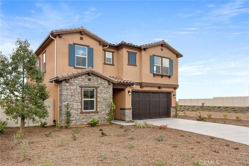 951 Visalia Place