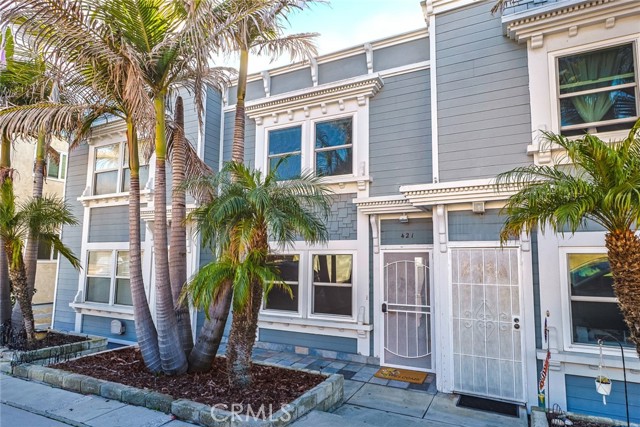 421 Manhattan Ave, Hermosa Beach, California 90254, 2 Bedrooms Bedrooms, ,1 BathroomBathrooms,Residential,Sold,Manhattan Ave,SB24022138