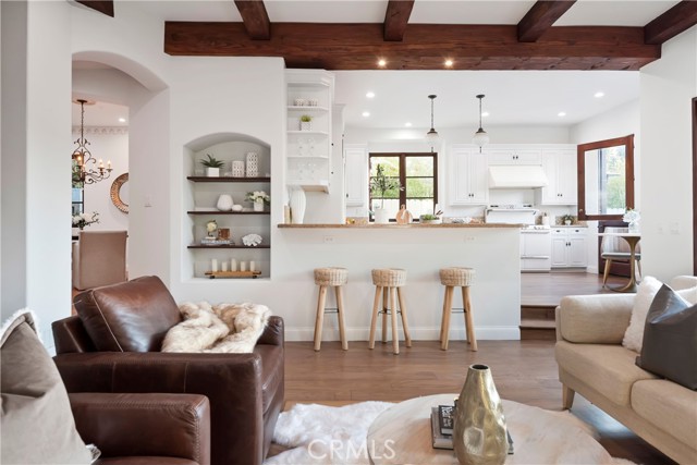 1725 Oak Avenue, Manhattan Beach, California 90266, 4 Bedrooms Bedrooms, ,4 BathroomsBathrooms,Residential,Sold,Oak,SB21251679