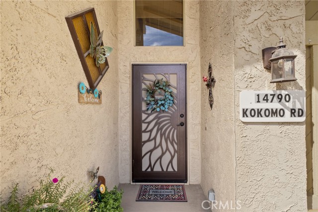 Detail Gallery Image 3 of 36 For 14790 Kokomo Rd, Apple Valley,  CA 92307 - 3 Beds | 2 Baths