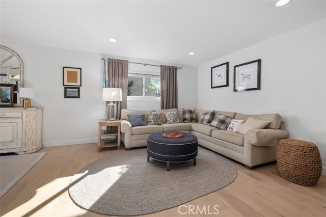 Detail Gallery Image 11 of 45 For 13822 Marquette St, Westminster,  CA 92683 - 5 Beds | 3 Baths