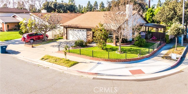 11975 Gonsalves St, Cerritos, CA 90703