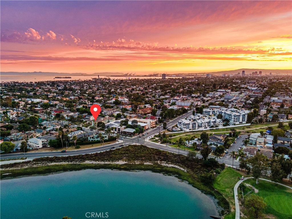 https://media.crmls.org/medias/9428f322-5a57-4c40-9597-ee953881d5bc.jpg?preset=X-Large