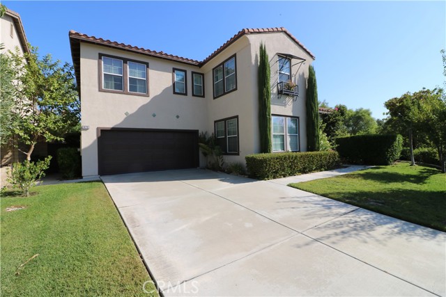 Detail Gallery Image 1 of 27 For 1475 Clearview Cir, Corona,  CA 92882 - 4 Beds | 3/1 Baths