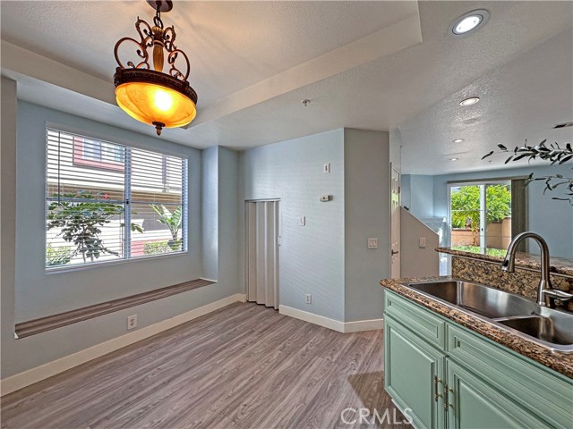 76 Anacapa Court, Lake Forest CA: https://media.crmls.org/medias/942a26c4-e8e6-4459-9bd5-502f73318faa.jpg