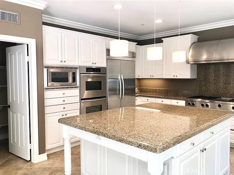 MLS #SR25262634 image #1