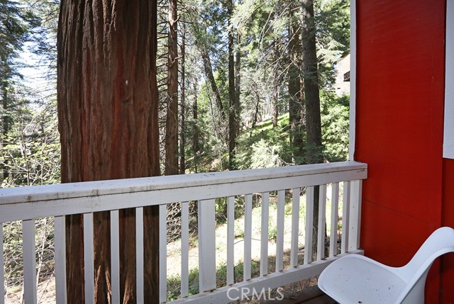Detail Gallery Image 31 of 35 For 531 W Victoria Ct, Lake Arrowhead,  CA 92352 - 4 Beds | 2/1 Baths