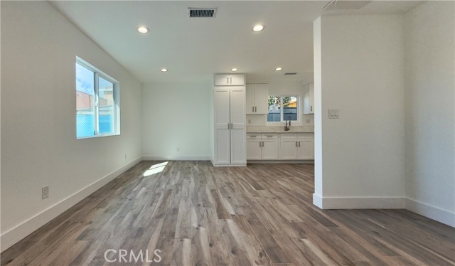 1346 Fraser Avenue, East Los Angeles CA: https://media.crmls.org/medias/942acdc5-fbae-4327-aded-d5fc277b21f5.jpg