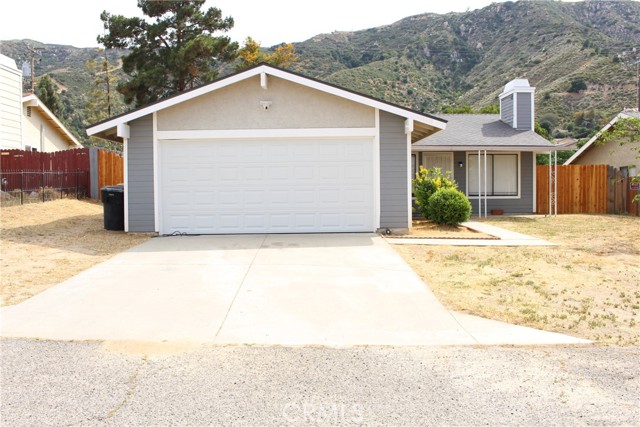 15238 Laguna Avenue, Lake Elsinore CA: https://media.crmls.org/medias/942ad9e9-805b-4566-94da-9b0e48967e86.jpg