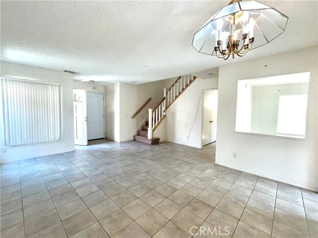 Detail Gallery Image 9 of 30 For 516 Dusty Ln, Perris,  CA 92571 - 3 Beds | 2/1 Baths