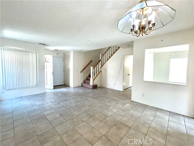 Detail Gallery Image 9 of 30 For 516 Dusty Ln, Perris,  CA 92571 - 3 Beds | 2/1 Baths