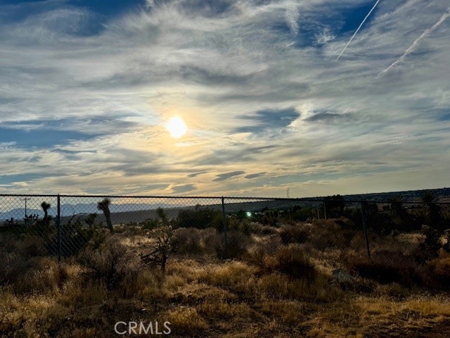 0 Ord View, Apple Valley CA: https://media.crmls.org/medias/942baa40-5e1d-4b4b-8a66-5432edb867de.jpg