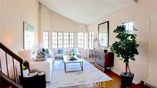 Detail Gallery Image 5 of 61 For 6 Skyline, Phillips Ranch,  CA 91766 - 4 Beds | 3 Baths