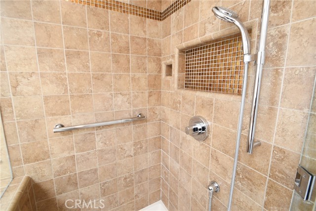 2123 Shelburne Way, Torrance CA: https://media.crmls.org/medias/942bdbc0-8081-452f-8611-c2143213b09e.jpg