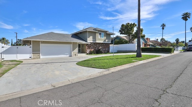 Image 3 for 1911 Brae Burn Dr, Corona, CA 92882