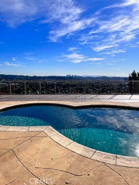 Detail Gallery Image 14 of 38 For 881 Harrington, Glendale,  CA 91207 - 3 Beds | 2/1 Baths