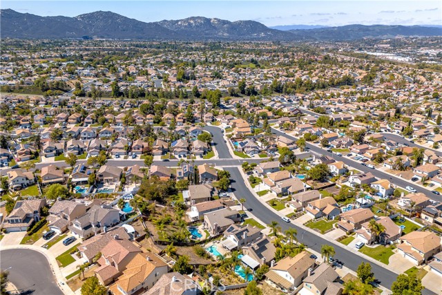 44632 Camino. Gonzales, Temecula CA: https://media.crmls.org/medias/942da100-79e6-40ef-9a3c-6b3668b7c888.jpg