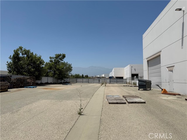 3351 Grapevine Street, Jurupa Valley, California 91752, ,Commercial Lease,For Rent,3351 Grapevine Street,CRAR25138974
