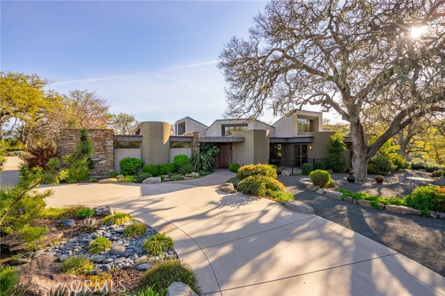 Detail Gallery Image 1 of 63 For 2985 Warm Springs Ln, Templeton,  CA 93465 - 4 Beds | 4/1 Baths
