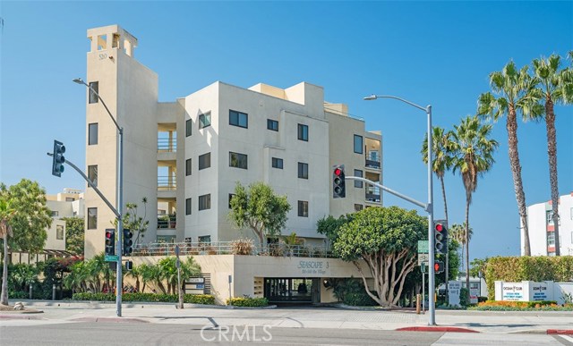 520 The Village, Redondo Beach, California 90277, 2 Bedrooms Bedrooms, ,2 BathroomsBathrooms,Residential,Sold,The Village,SB17117479