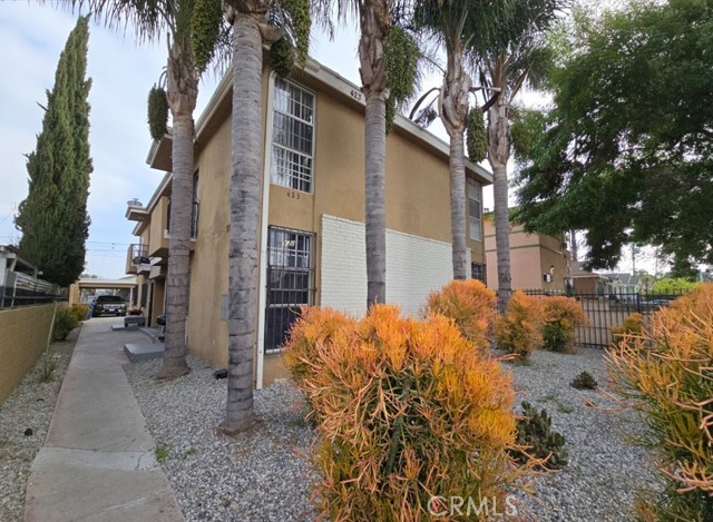 Detail Gallery Image 3 of 9 For 423 E 82nd St #3,  Los Angeles,  CA 90003 - 3 Beds | 1 Baths