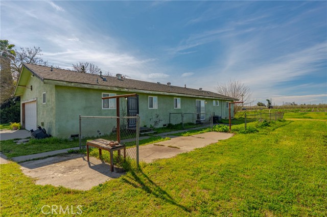 Image 43 of 46 For 8136 Walnut Avenue