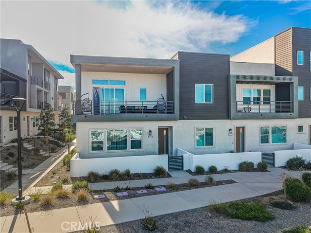 Detail Gallery Image 39 of 43 For 26767 Laurel Mountain Loop, Valencia,  CA 91381 - 4 Beds | 3 Baths