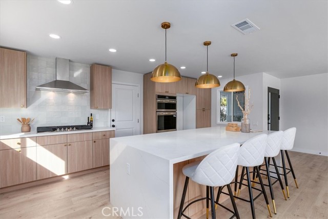 Detail Gallery Image 11 of 39 For 26002 Adamor Rd, Calabasas,  CA 91302 - 4 Beds | 2 Baths