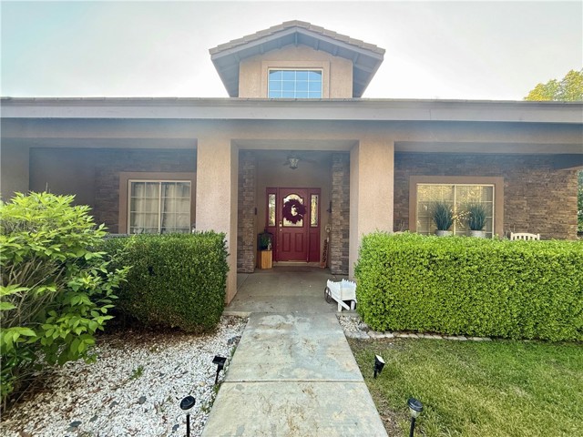 Detail Gallery Image 16 of 27 For 9869 Kehl Canyon Rd, Cherry Valley,  CA 92223 - 4 Beds | 3 Baths