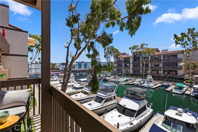 Detail Gallery Image 23 of 30 For 5226 Marina Pacifica Dr, Long Beach,  CA 90803 - 1 Beds | 1/1 Baths