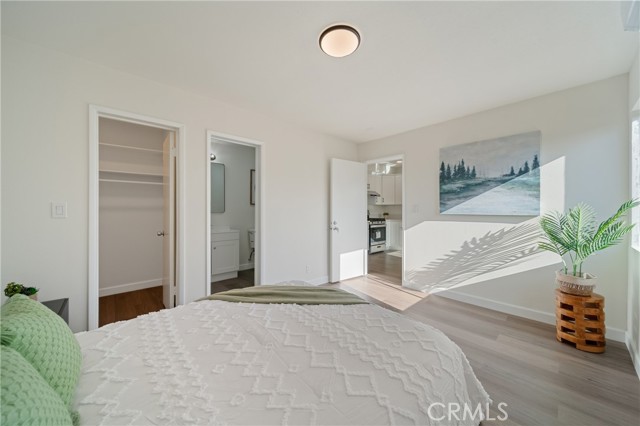 928 S Laurel St., Santa Ana CA: https://media.crmls.org/medias/9433d26c-0c1f-46b7-b975-0bca9acbdf10.jpg