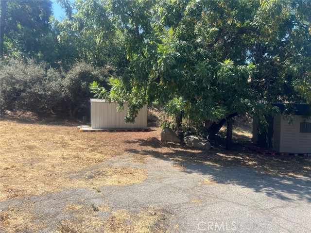 9530 Wheatland Avenue, Shadow Hills CA: https://media.crmls.org/medias/9433d6c0-0e61-42c9-b620-fe360ef3c7cc.jpg