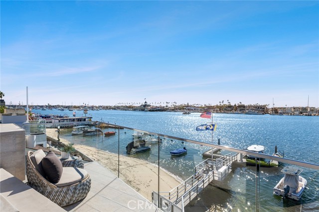 Image 39 of 62 For 304 Bay Front