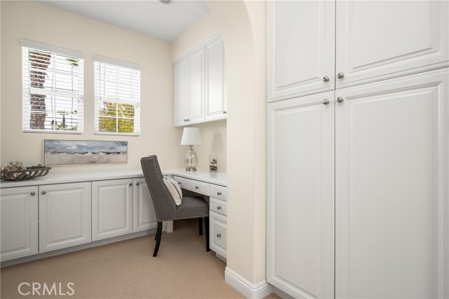 21270 Elda Cir, Huntington Beach CA: https://media.crmls.org/medias/94344bfb-b420-45e1-abfa-08bd5e3bd20d.jpg